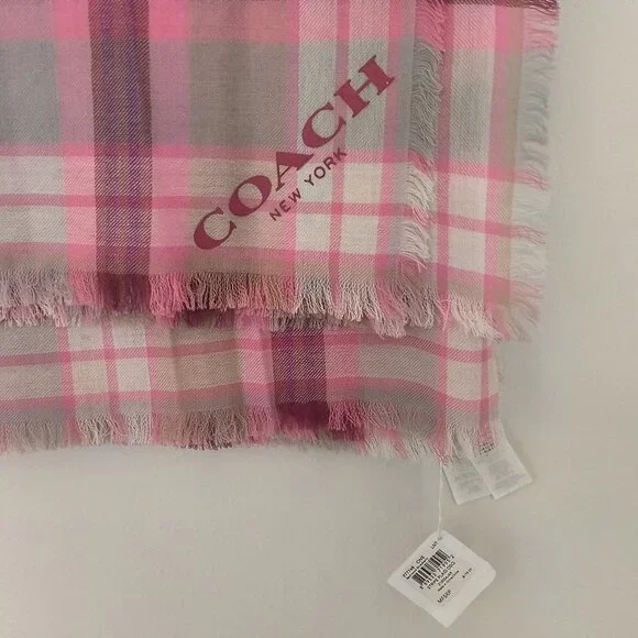 Coach NWT Wool Ladies Scarf - Picture 2 of 5